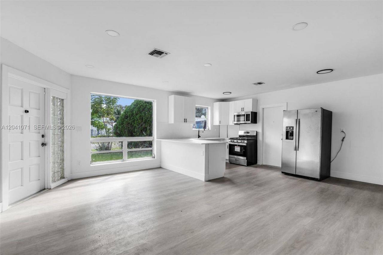 6831 Greene St , Unit 6831, Hollywood, FL 33024 Photo