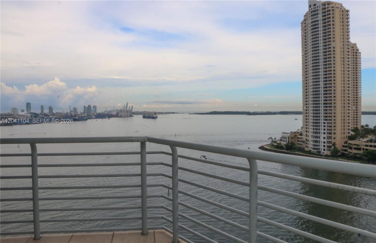 325 S Biscayne Blvd, Unit 1523, Miami, FL 33131 Photo