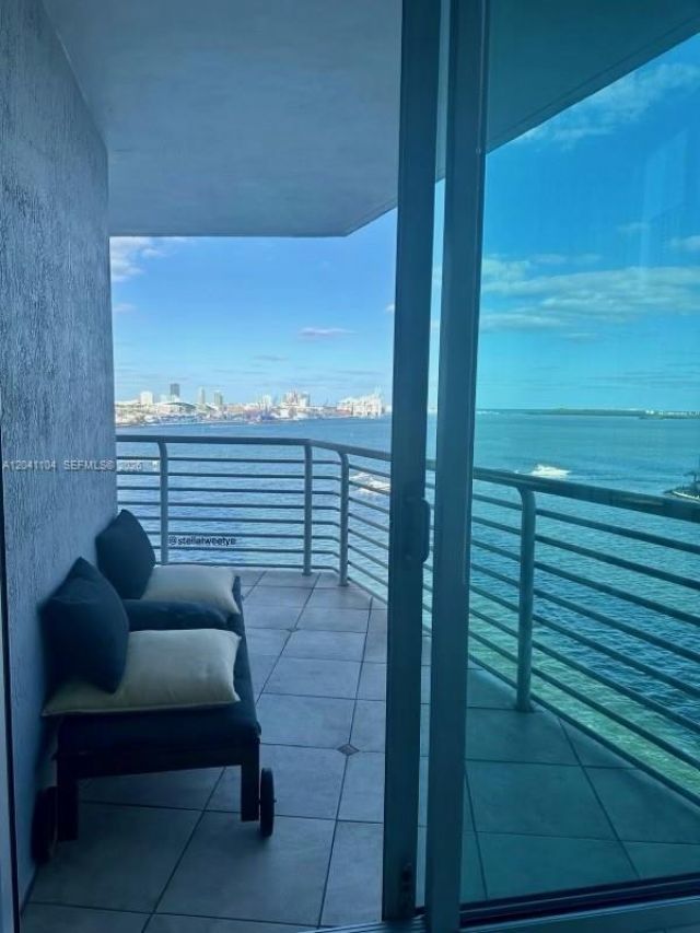 325 S Biscayne Blvd, Unit 1523, Miami, FL 33131 Photo