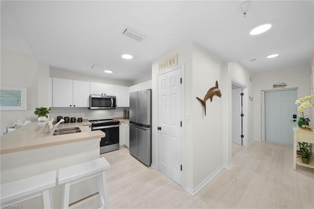 4455 Botanical Place Cir , Unit 305, Naples, FL 34112 Photo