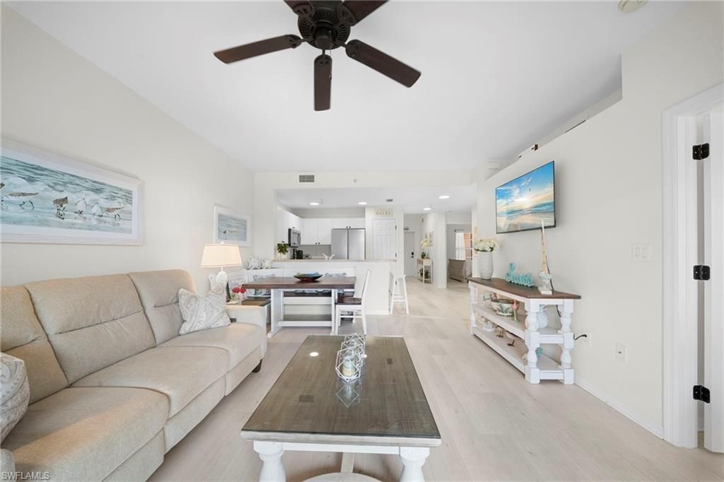 4455 Botanical Place Cir , Unit 305, Naples, FL 34112 Photo