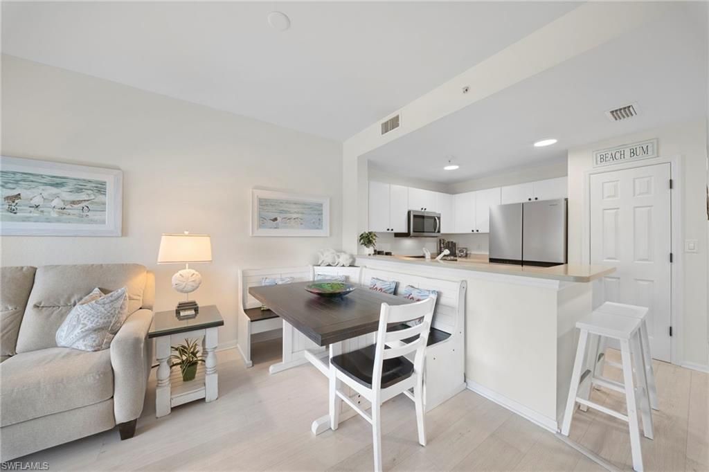 4455 Botanical Place Cir , Unit 305, Naples, FL 34112 Photo