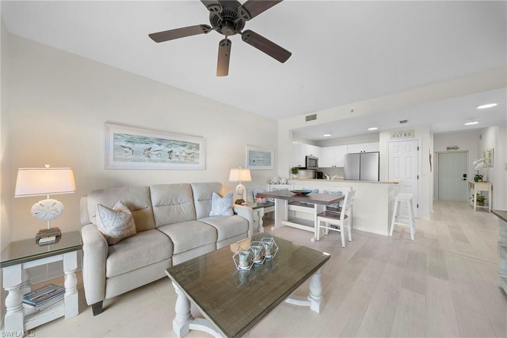 4455 Botanical Place Cir , Unit 305, Naples, FL 34112 Photo