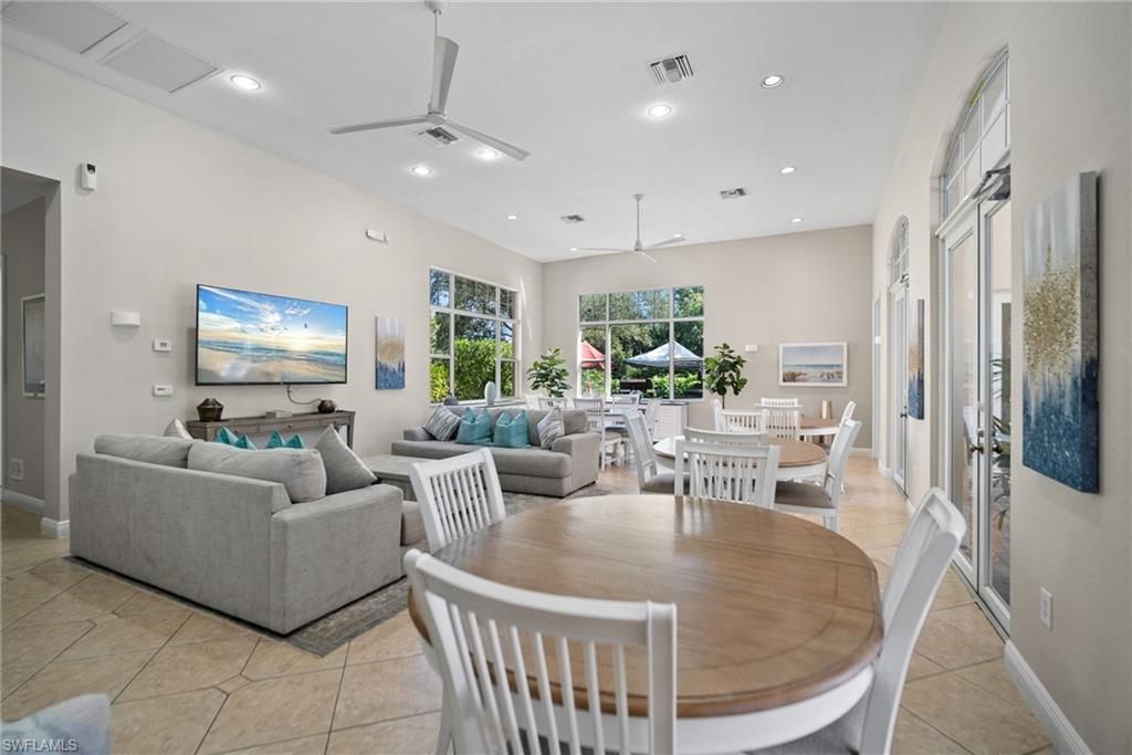 4455 Botanical Place Cir , Unit 305, Naples, FL 34112 Photo