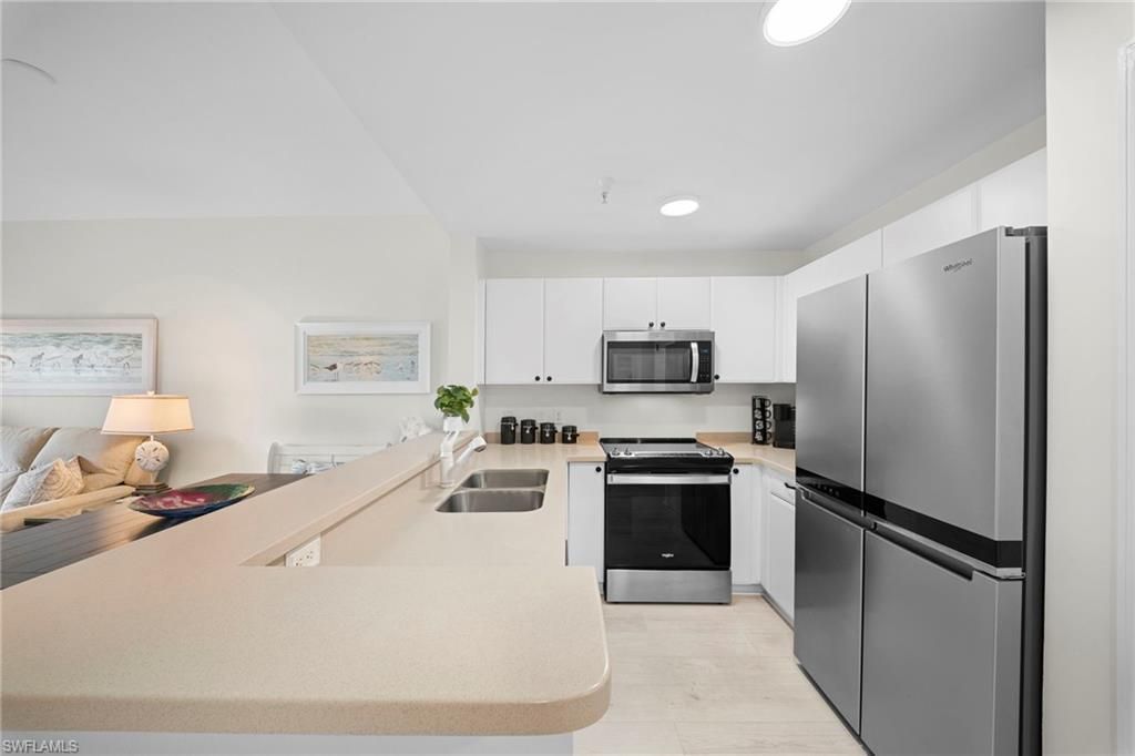 4455 Botanical Place Cir , Unit 305, Naples, FL 34112 Photo