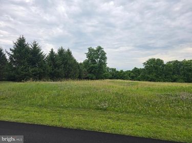 65 KELLY DRIVE, CARLISLE, PA 17015