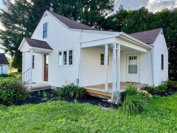 6280 MORGANTOWN ROAD, MORGANTOWN, PA 19543