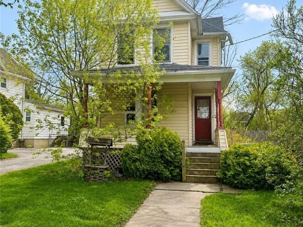 2961 Mckoon Avenue , Niagara Falls, NY 14305