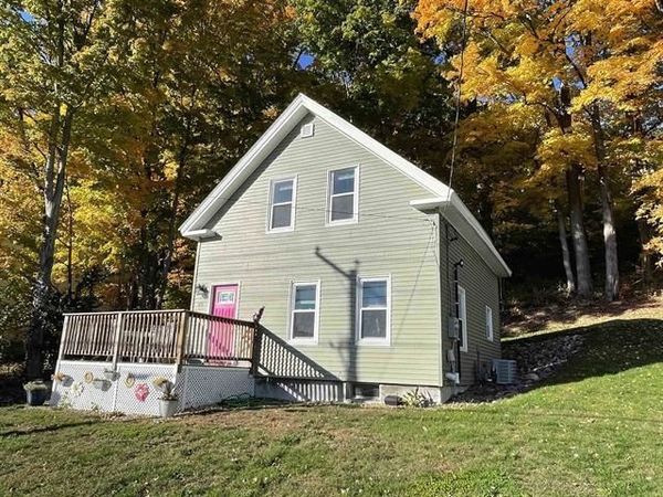 25 East Bow Street, Franklin, NH 03235