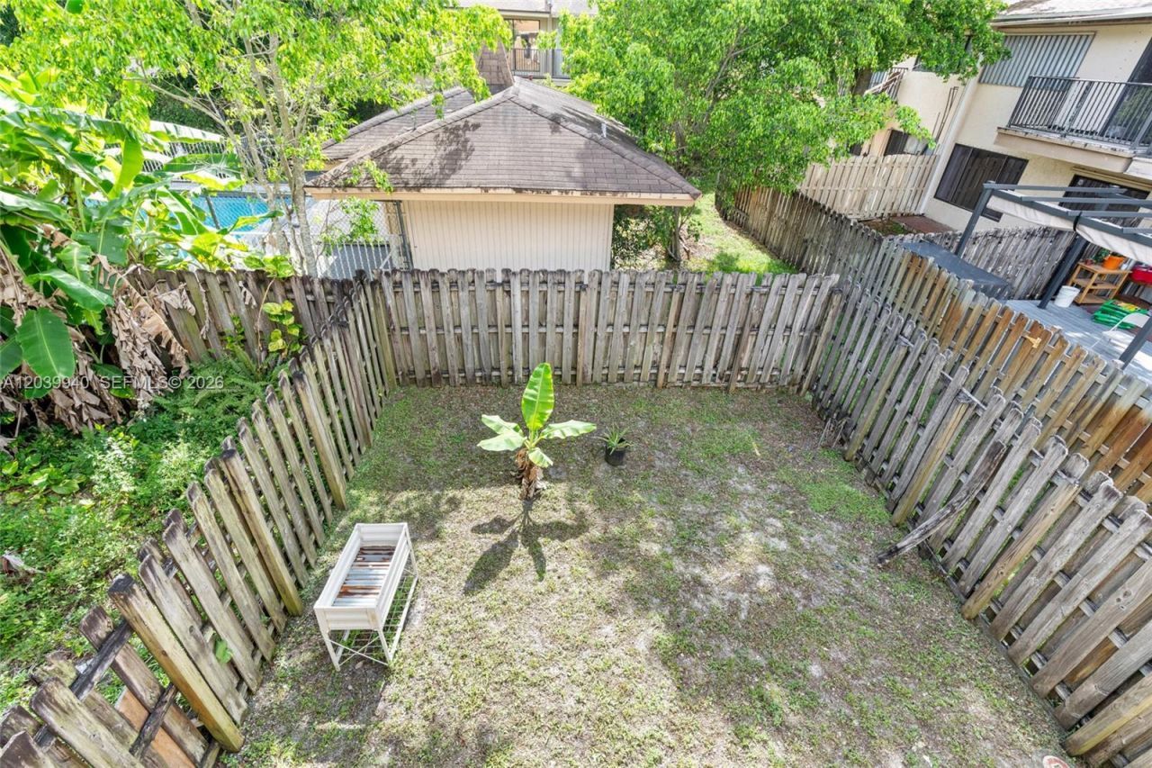 4293 N 76th Ave , Davie, FL 33024 Photo