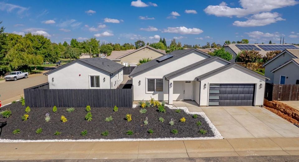 675 Oakshire Dr, Ione, CA 95640 Photo