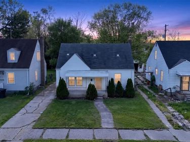 20553 Hamburg Street, Detroit, MI 48205