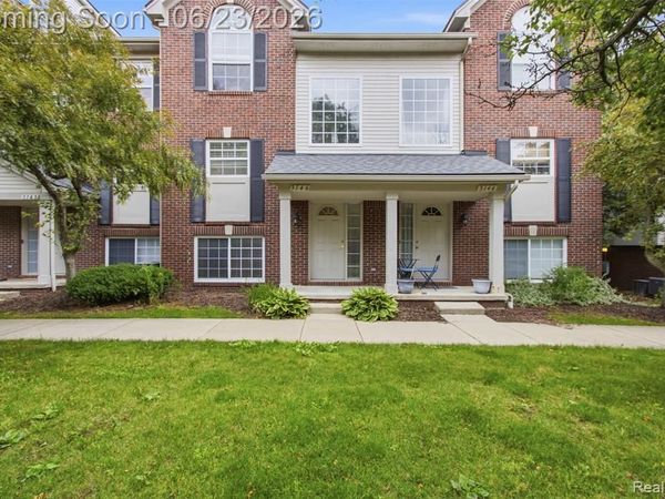 3146 Promenade Circle, Ann Arbor, MI 48108