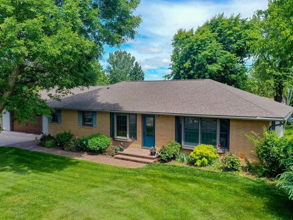 206 W CEDAR STREET, Abbotsford, WI 54405