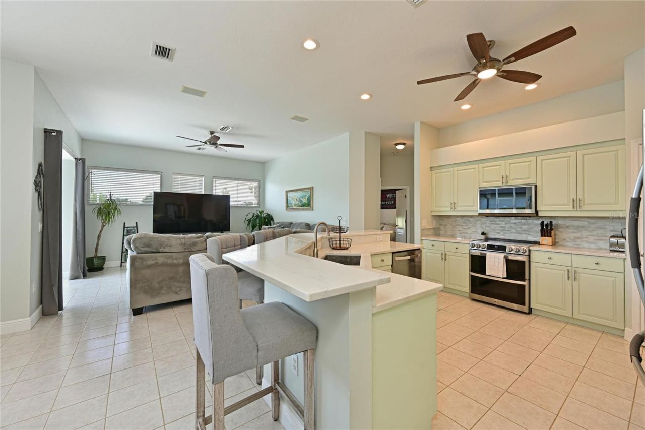 14722 1st Avenue E, Bradenton, FL 34212 Photo