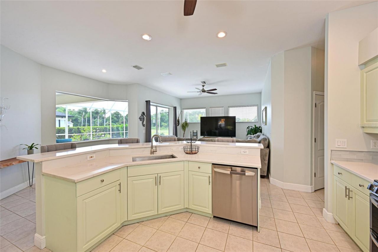 14722 1st Avenue E, Bradenton, FL 34212 Photo