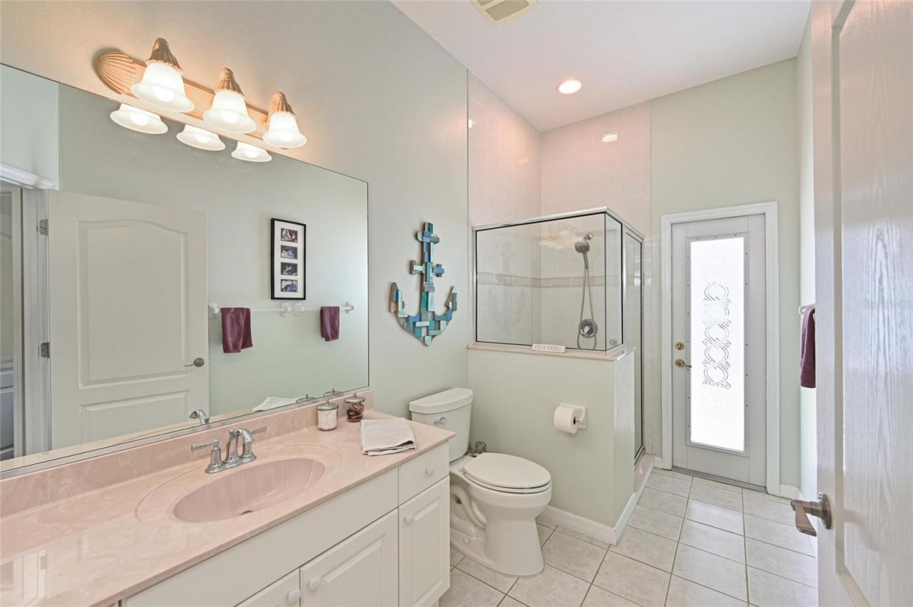 14722 1st Avenue E, Bradenton, FL 34212 Photo