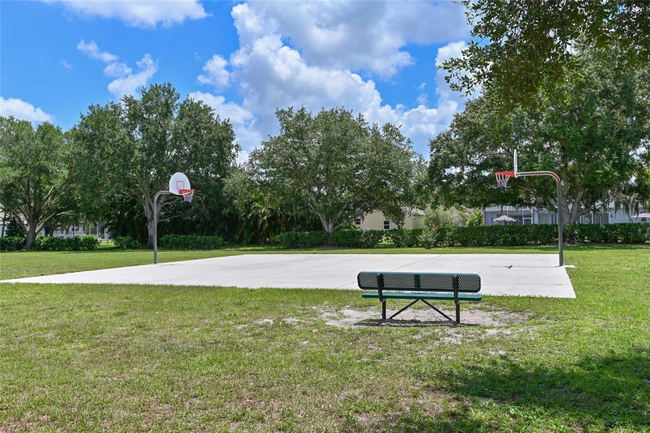 14722 1st Avenue E, Bradenton, FL 34212 Photo