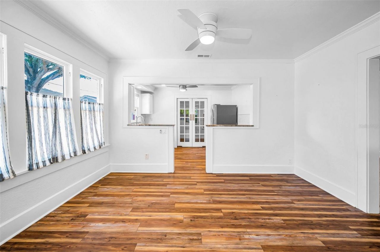 1100 35th Avenue N, Saint Petersburg, FL 33704 Photo