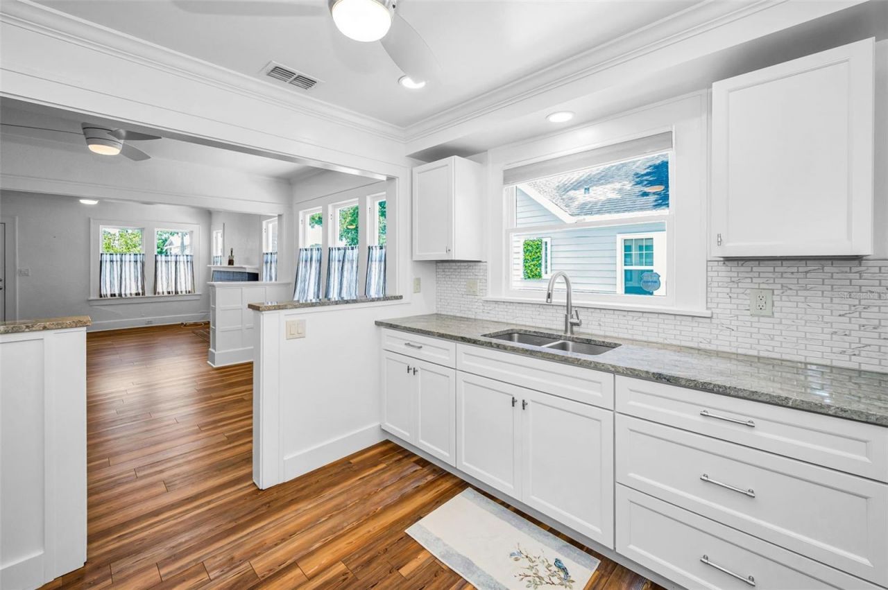 1100 35th Avenue N, Saint Petersburg, FL 33704 Photo