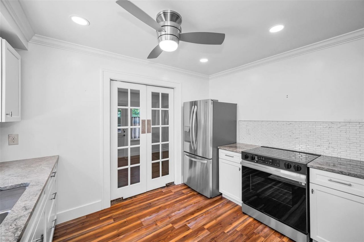 1100 35th Avenue N, Saint Petersburg, FL 33704 Photo