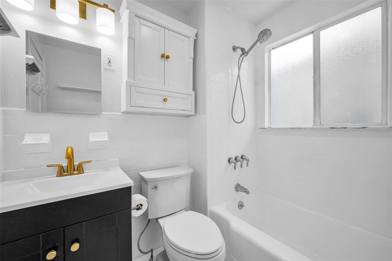 1100 35th Avenue N, Saint Petersburg, FL 33704 Photo
