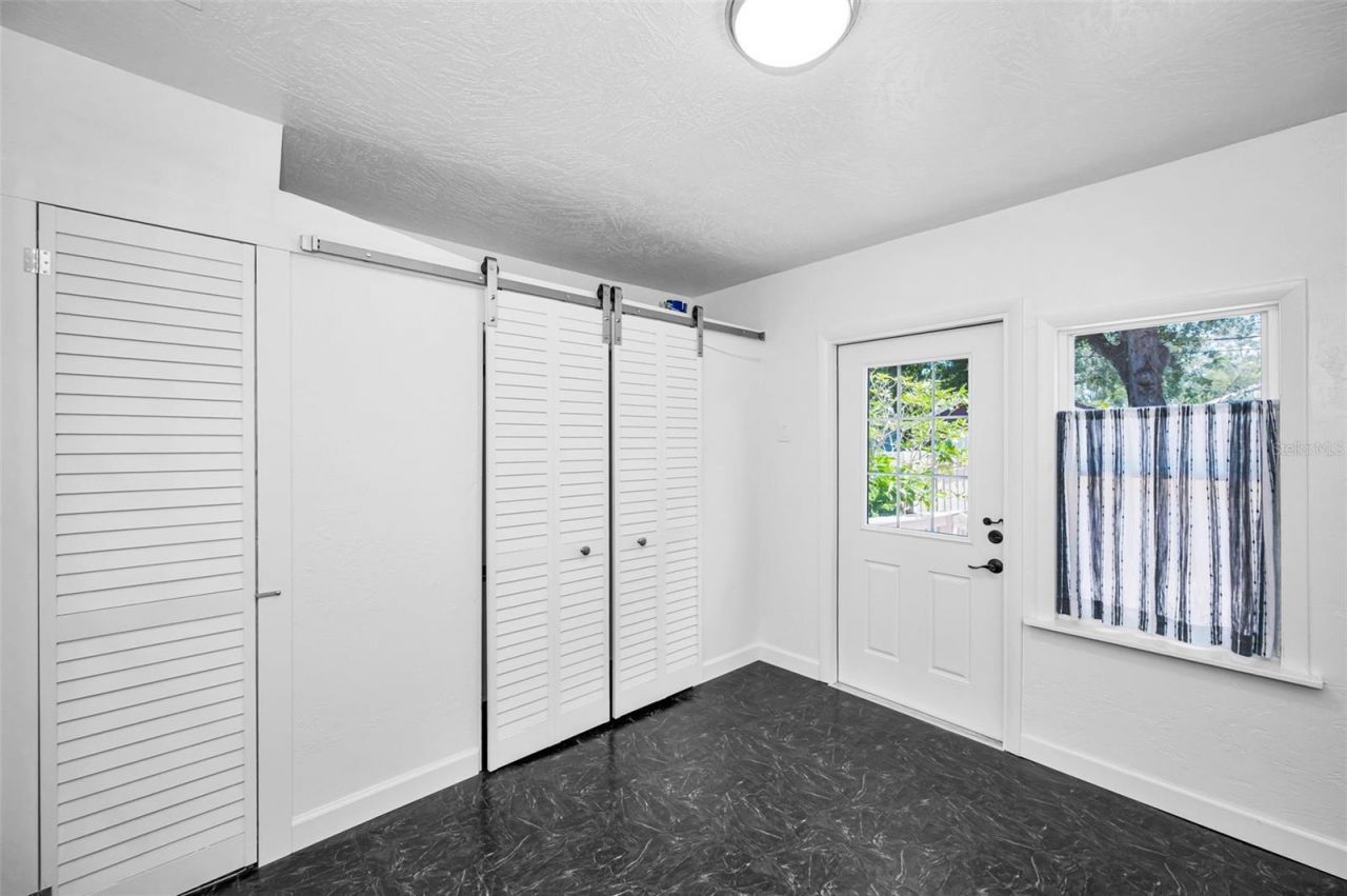 1100 35th Avenue N, Saint Petersburg, FL 33704 Photo