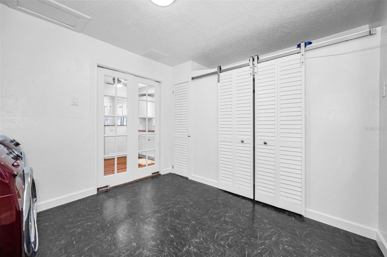 1100 35th Avenue N, Saint Petersburg, FL 33704 Photo