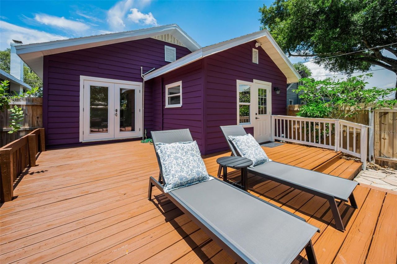 1100 35th Avenue N, Saint Petersburg, FL 33704 Photo