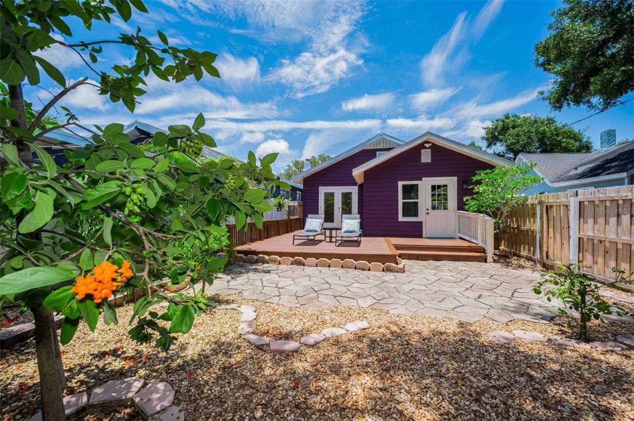 1100 35th Avenue N, Saint Petersburg, FL 33704 Photo