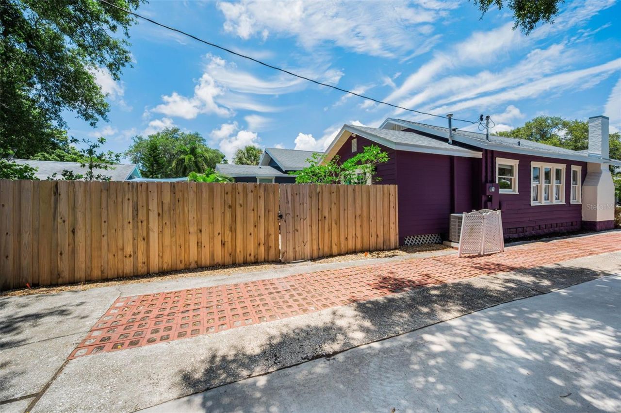 1100 35th Avenue N, Saint Petersburg, FL 33704 Photo
