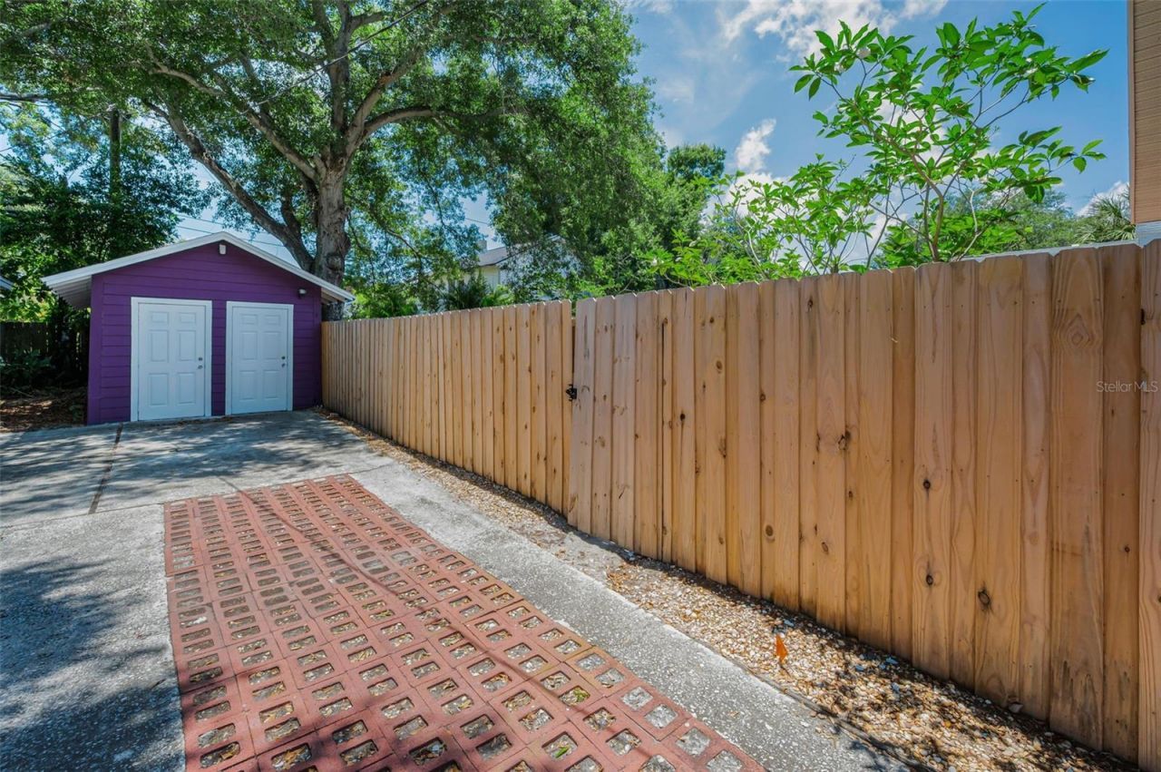 1100 35th Avenue N, Saint Petersburg, FL 33704 Photo