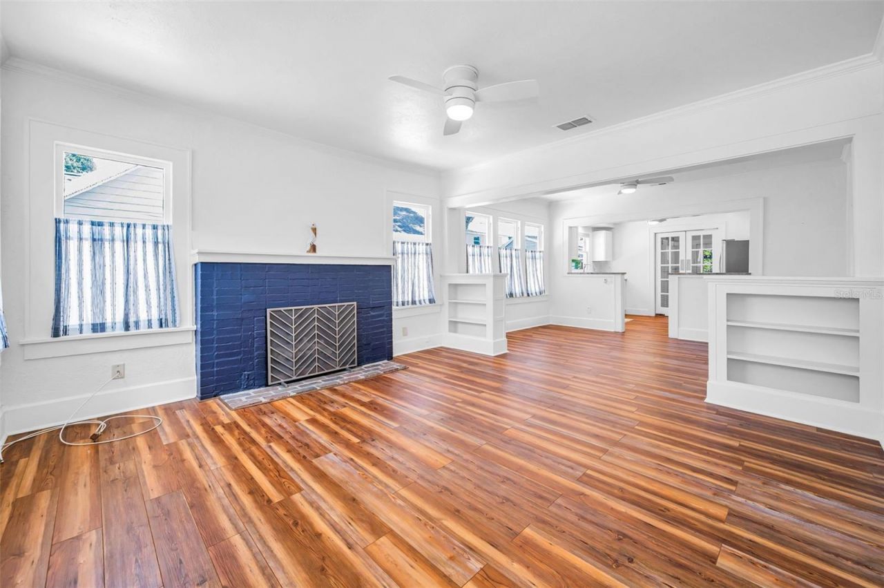 1100 35th Avenue N, Saint Petersburg, FL 33704 Photo