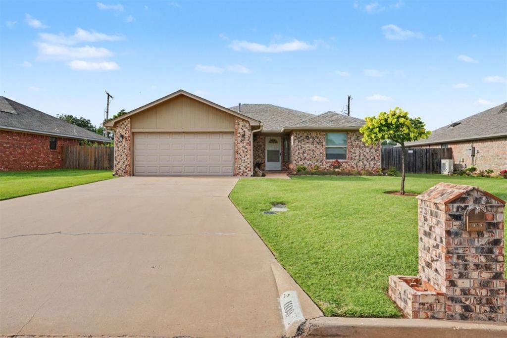 1109 Wendy Lane, Altus, OK 73521 Main Photo
