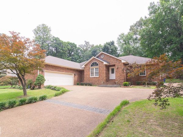 1403 Fairway Drive, Jonesboro, AR 72401