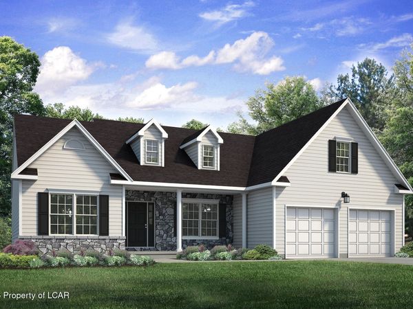 633 West Oak Lane, White Haven, PA 18661