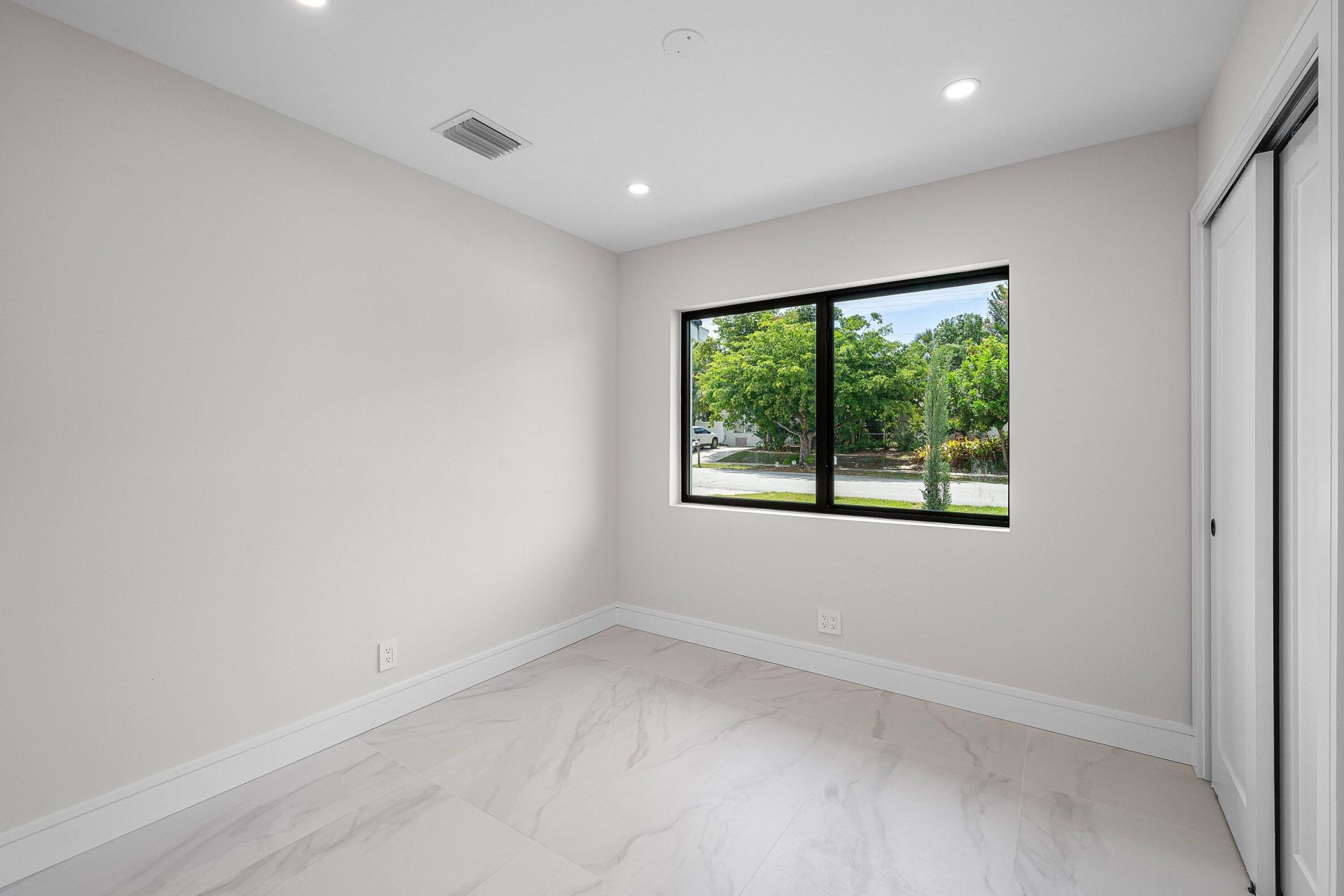 707 Sunset Drive, Lake Worth Beach, FL 33461 Photo