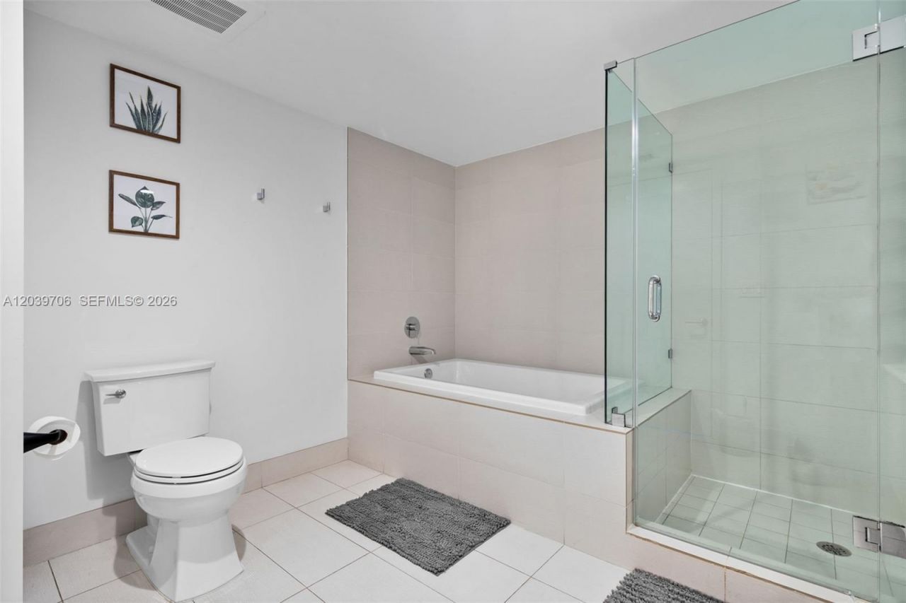 2600 E Hallandale Beach Blvd , Unit T3001, Hallandale Beach, FL 33009 Photo
