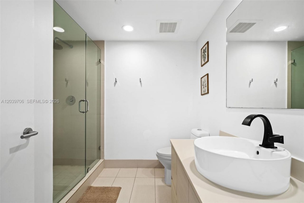 2600 E Hallandale Beach Blvd , Unit T3001, Hallandale Beach, FL 33009 Photo