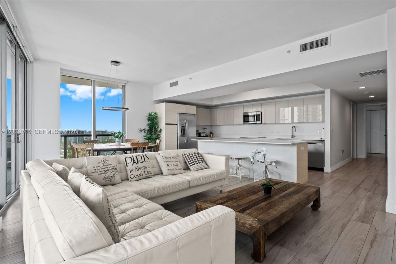 2600 E Hallandale Beach Blvd , Unit T3001, Hallandale Beach, FL 33009 Photo