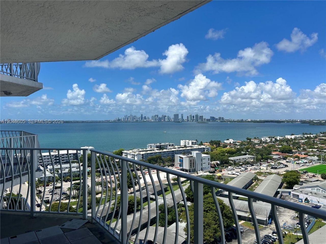 7601 E Treasure Dr, Unit 2104, North Bay Village, FL 33141 Photo