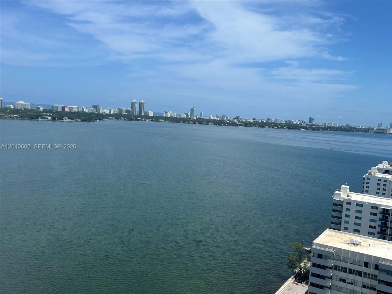 7601 E Treasure Dr, Unit 2104, North Bay Village, FL 33141 Photo