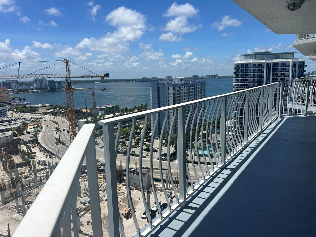 7601 E Treasure Dr, Unit 2104, North Bay Village, FL 33141 Photo