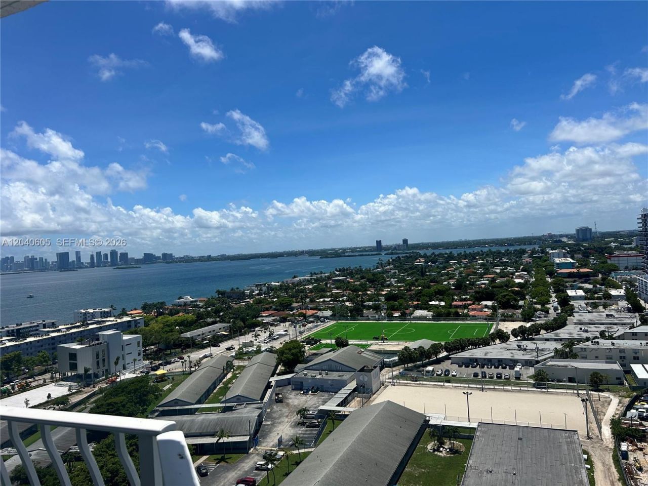 7601 E Treasure Dr, Unit 2104, North Bay Village, FL 33141 Photo