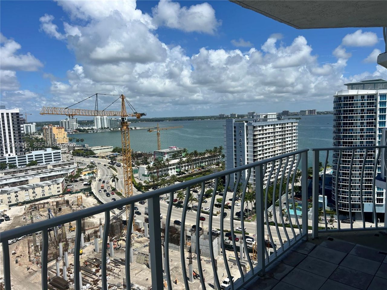 7601 E Treasure Dr, Unit 2104, North Bay Village, FL 33141 Photo