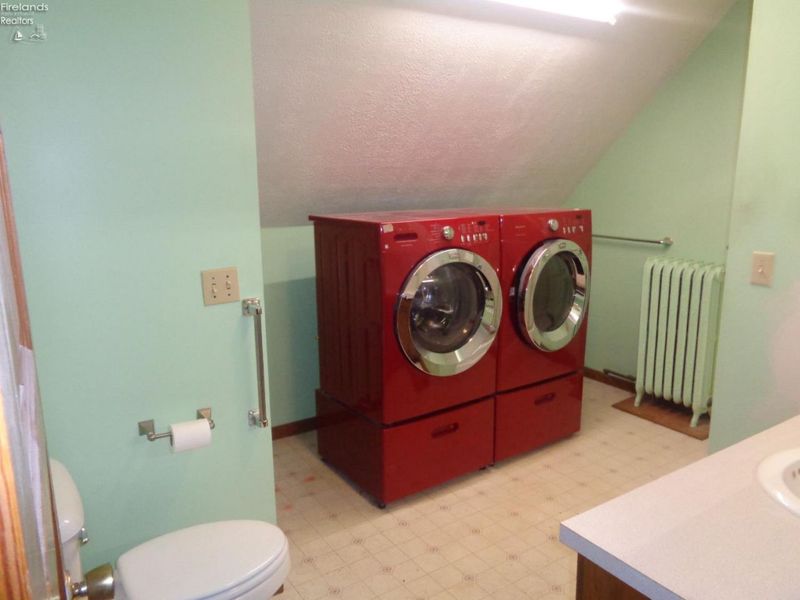 414 W Pearl Street, Willard, OH 44890 Photo 19