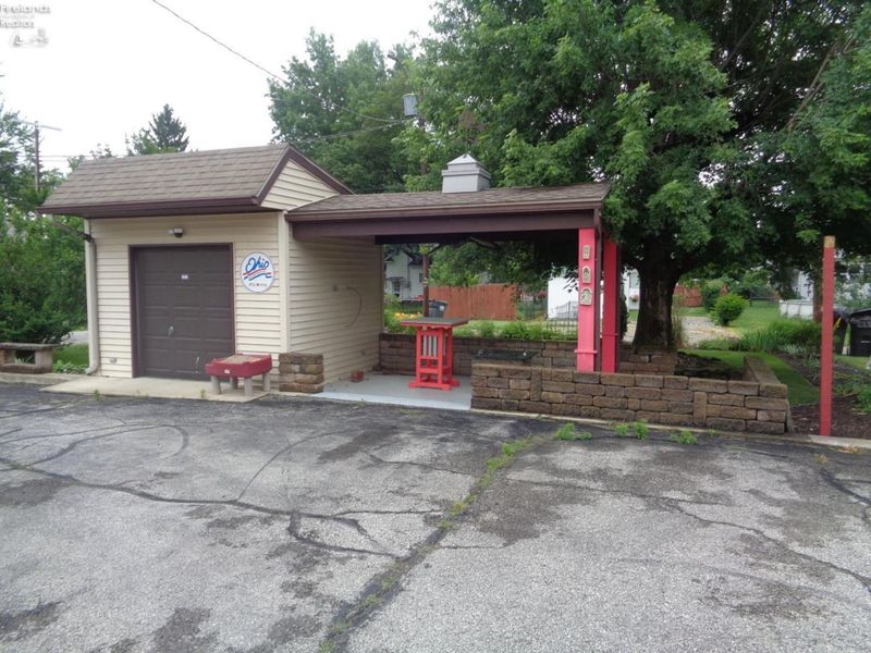 414 W Pearl Street, Willard, OH 44890 Photo 21