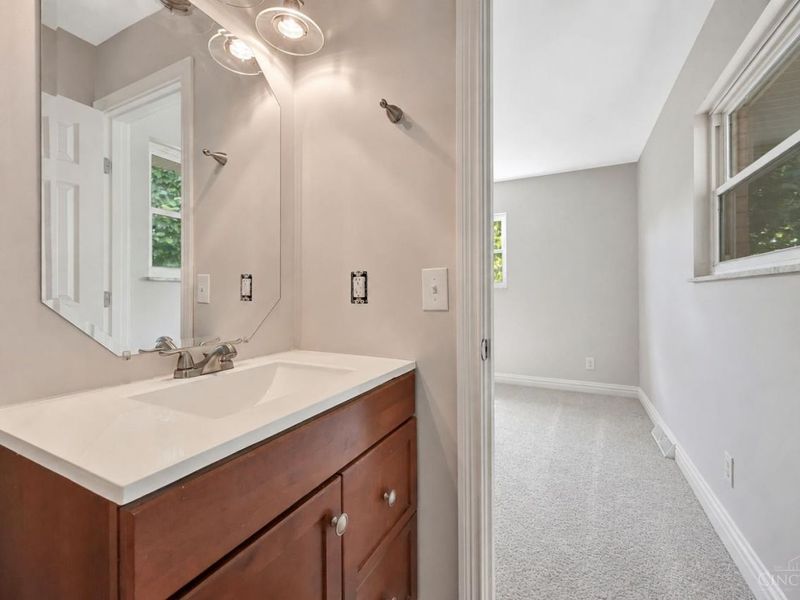 2468 Fulbourne Drive, Colerain Township, OH 45231 Photo 18