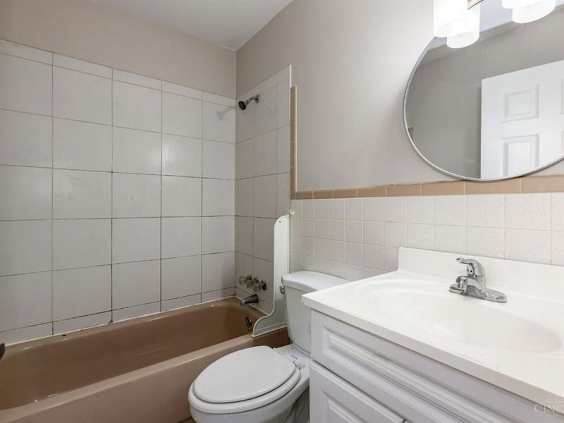 2468 Fulbourne Drive, Colerain Township, OH 45231 Photo 27