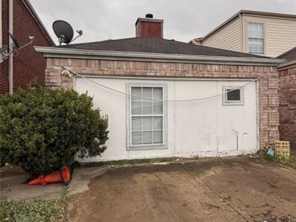916 Fairbanks Circle, Duncanville, TX 75137